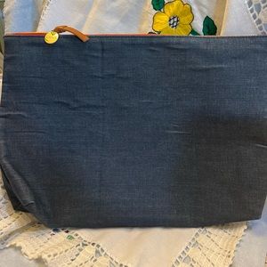 CLARE V FLAT NAVY  Denim BLUE CLUTCH-